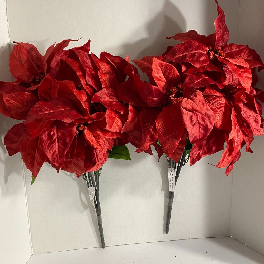 Artificial  Poinsettia